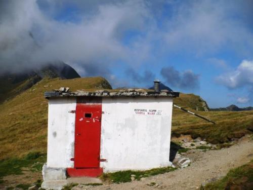 Refugiul Vistea Mare din Muntii Fagaras - Romania